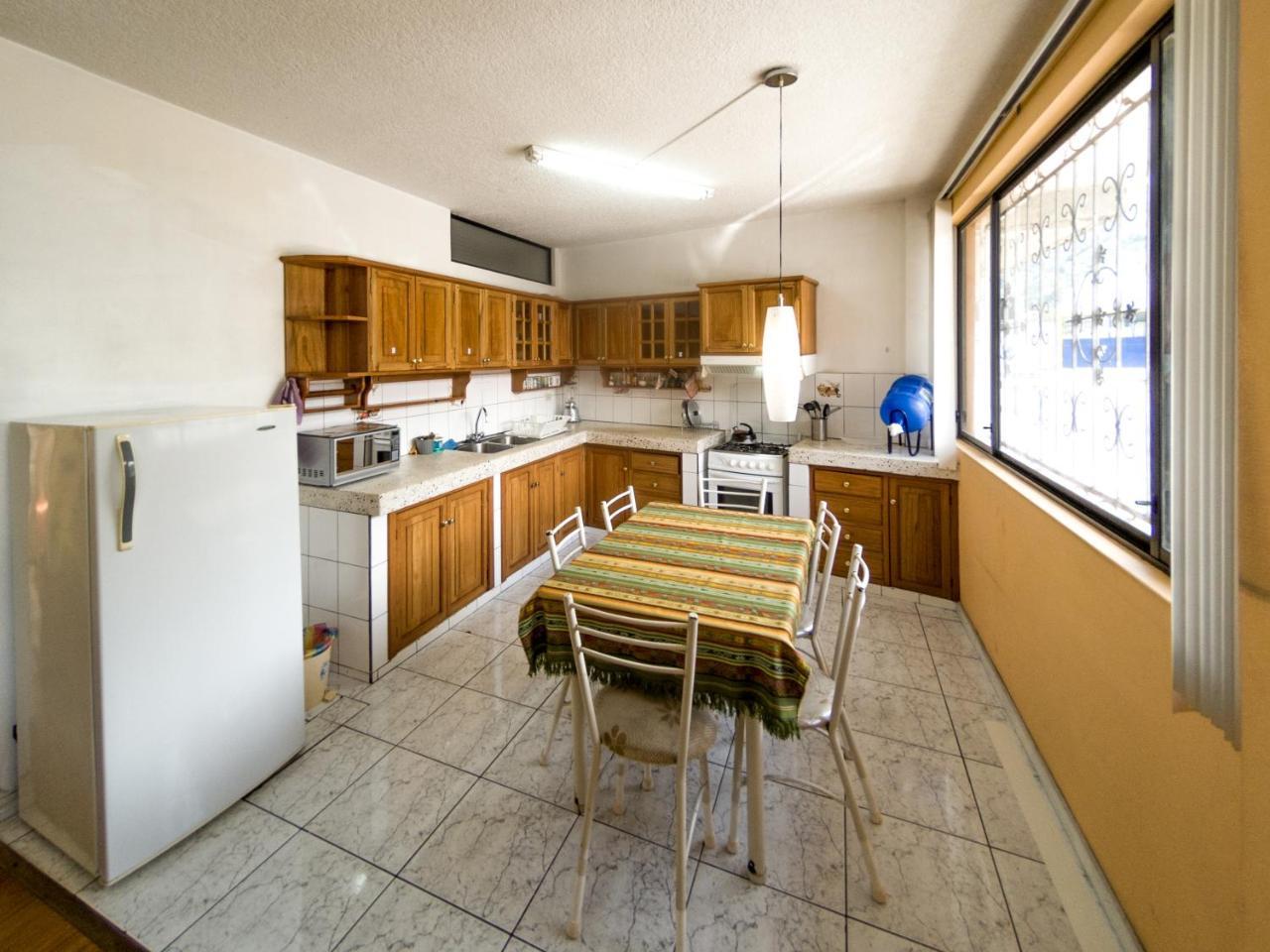 Mayra'S Apartments And Spanish School Baños Εξωτερικό φωτογραφία